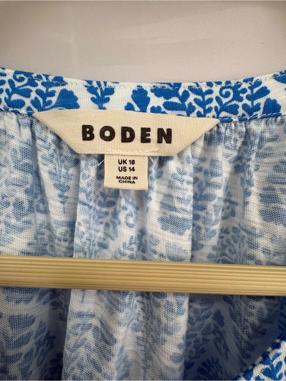 Boden Women’s Blue White Floral Print Henley Top US 14 UK 18 Cotton Blouse